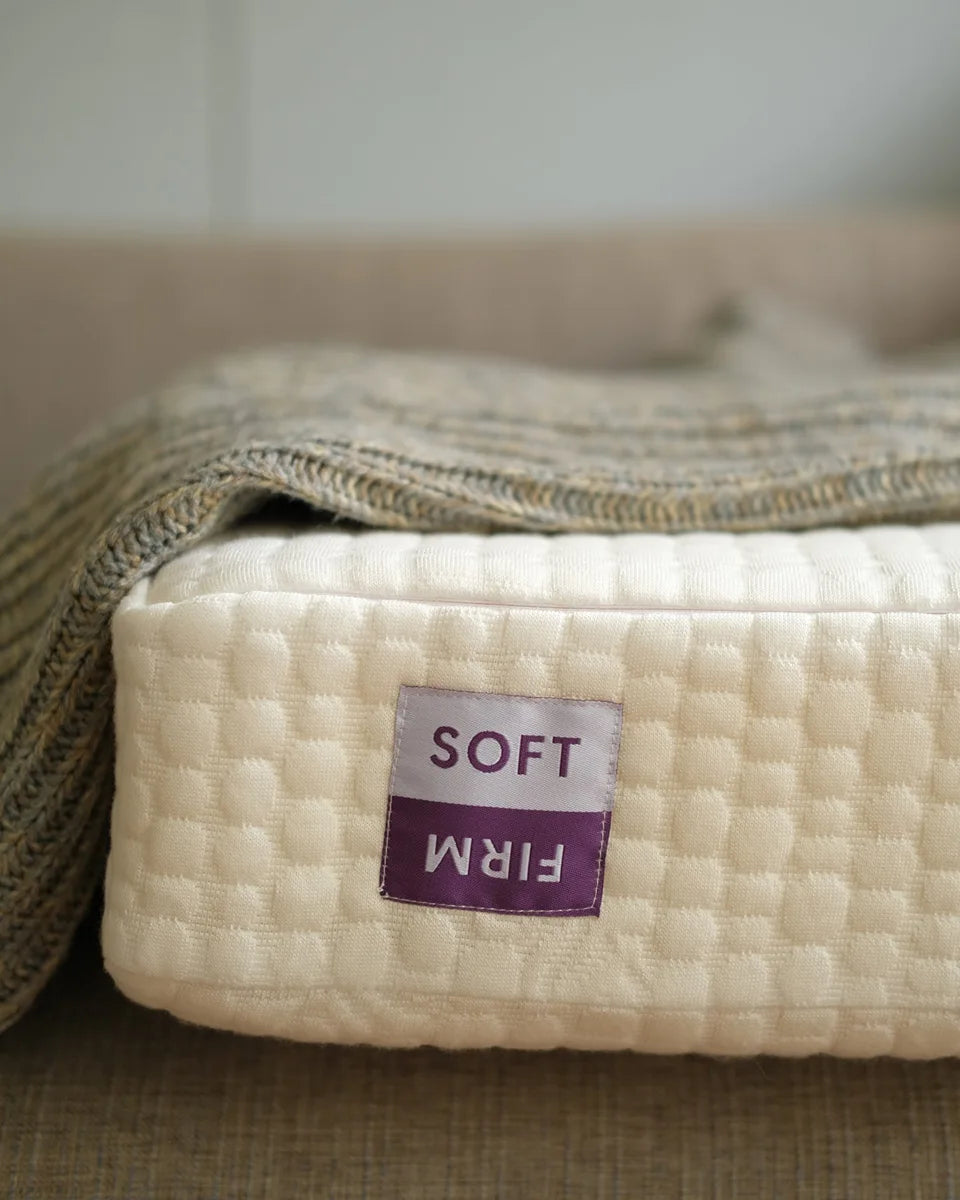 Pillowblox core with its Soft and Firm label